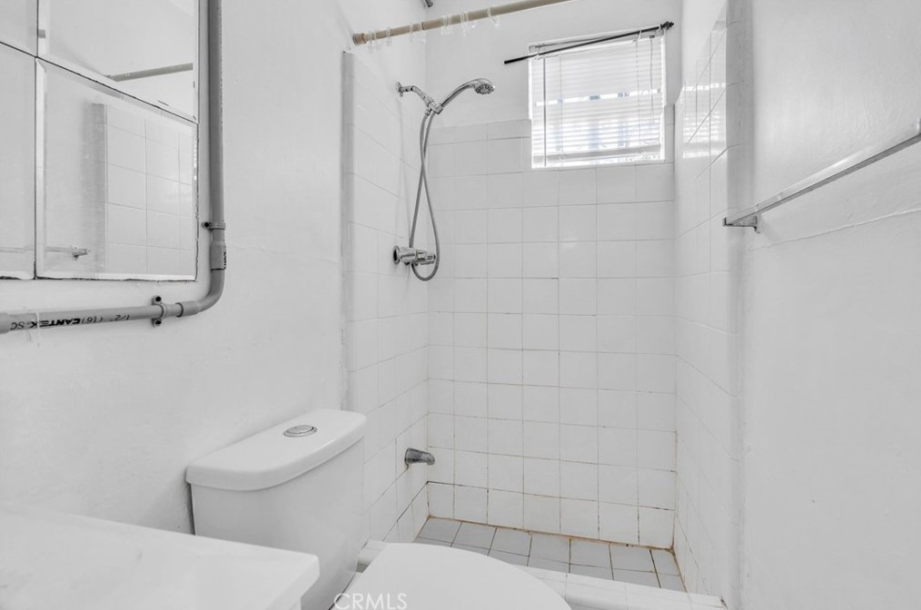 11018 Montecito Dr, El Monte CA 91731-2120 exterior