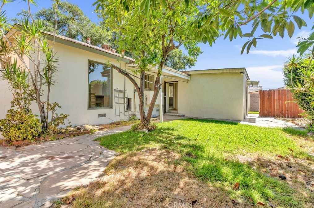 11018 Montecito Dr, El Monte CA 91731-2120 exterior