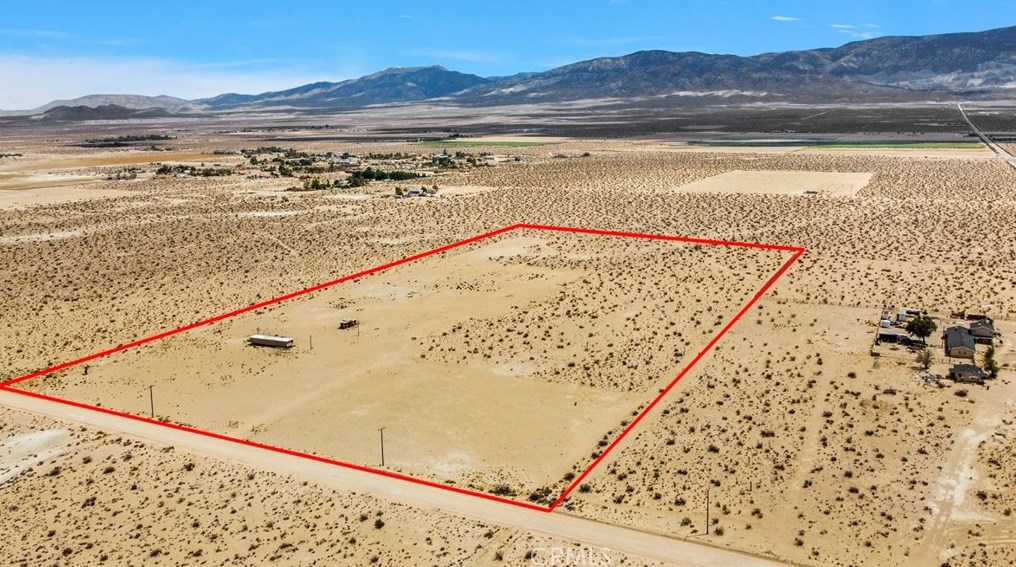 37023 Rabbit Springs Rd, Lucerne Valley, CA 92356