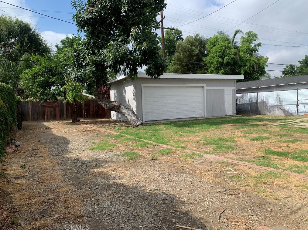 572 Columbia Ave, Pomona, CA 91767-4028