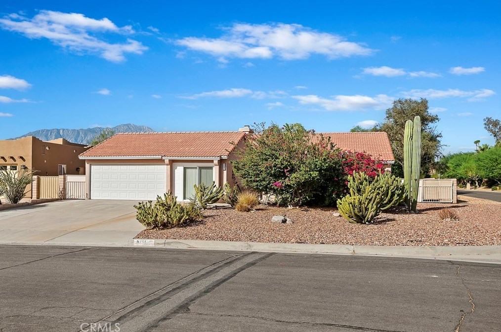 9251 Brookline Ave, Desert Hot Springs, CA 92240