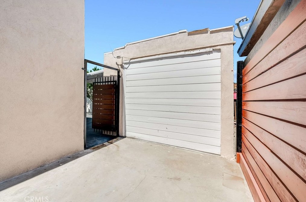 4461 Huntington Dr, Los Angeles CA  90032-2686 exterior