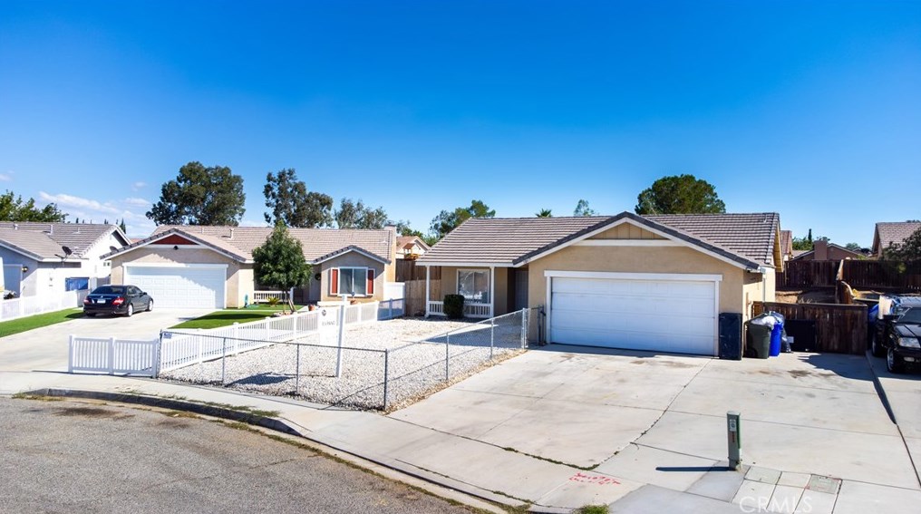 11817 Cambridge St, El Mirage, CA 92301-3752