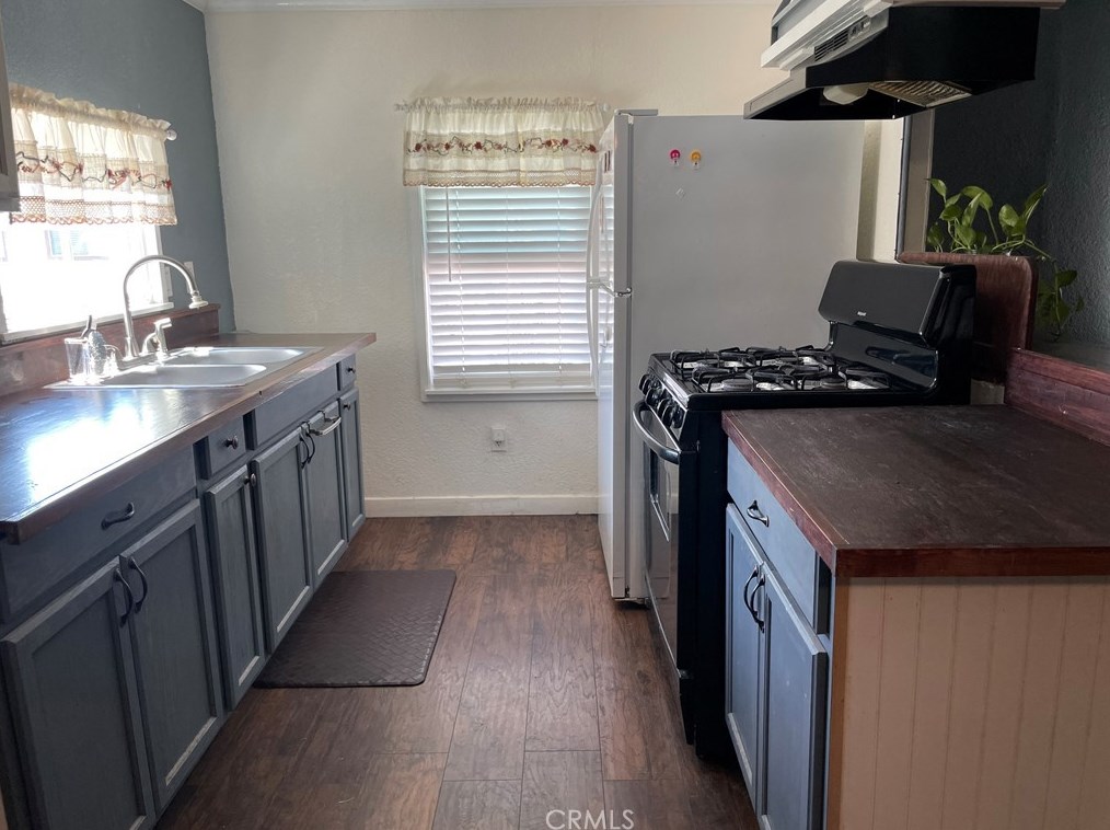 17400 Valley Blvd #92, Fontana, CA 92335