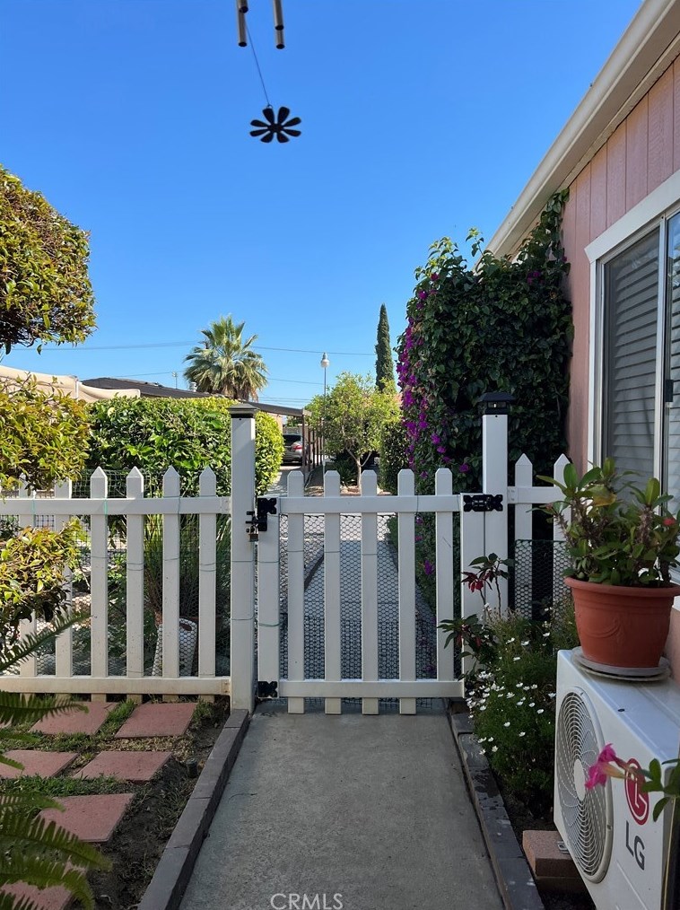 1601 S Garey Ave, Pomona, CA 91766