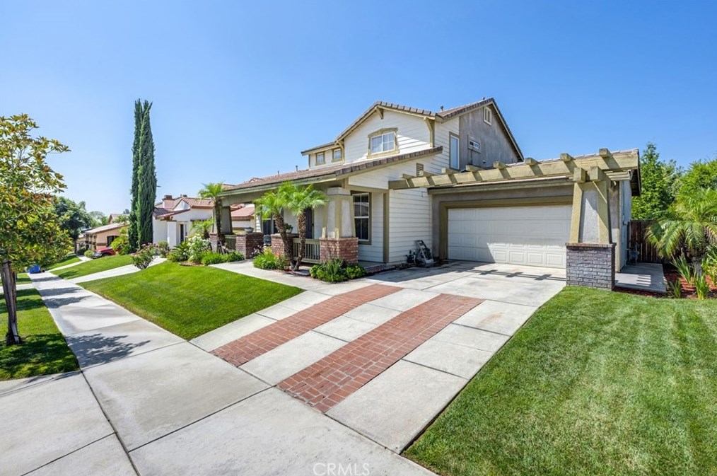 11428 Deerfield Dr, Yucaipa, CA 92399
