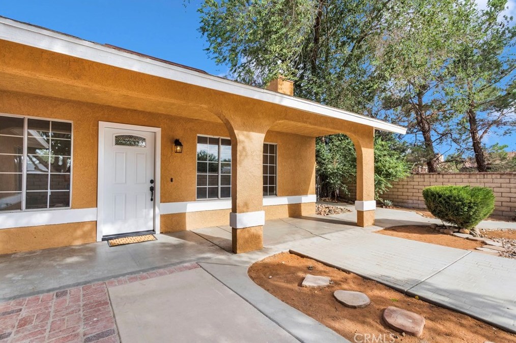 14769 Nanticoke Rd, Apple Valley, CA 92307-4065