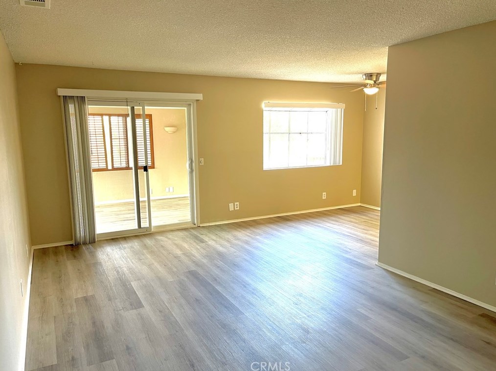 2072 Morada Ct, Hemet, CA 92545-2561
