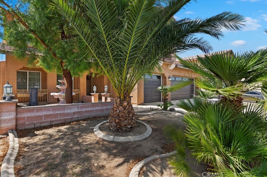 12641 Fair Glen Dr, Victorville, CA 92392