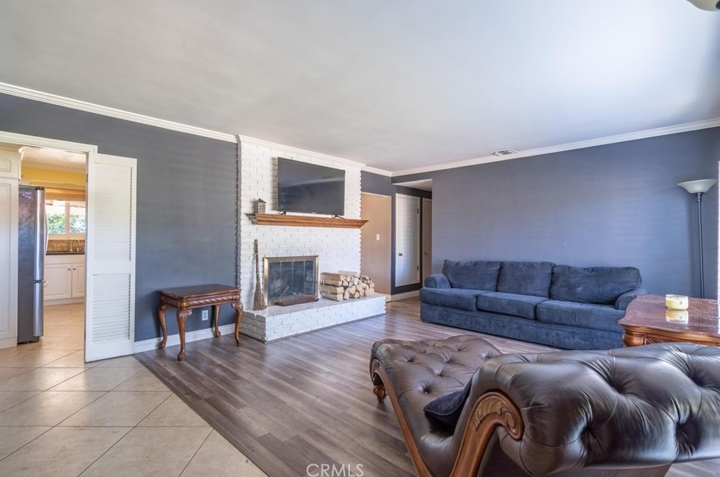 1347 Sierra View Dr, Glendora, CA 91740