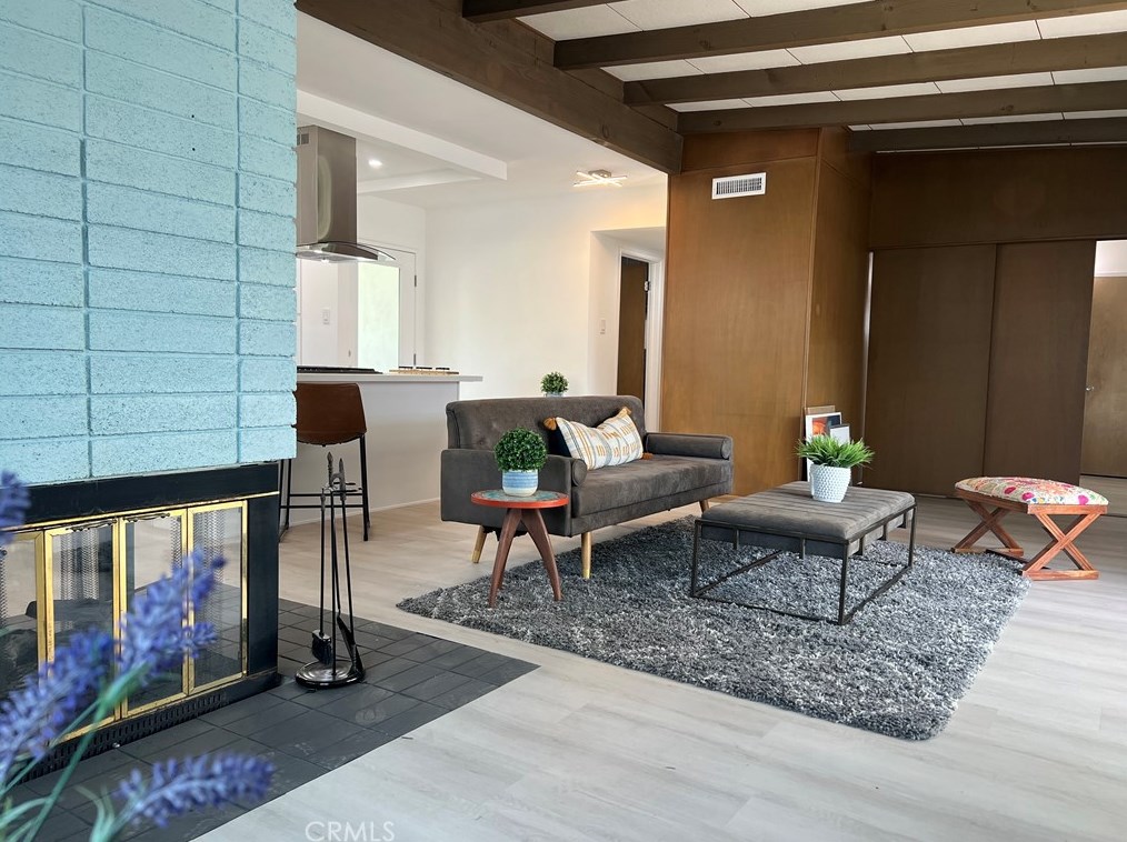 953 W El Morado Ct, Ontario, CA 91762