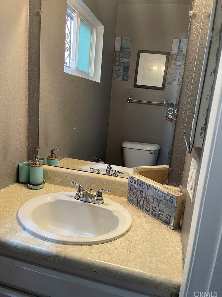 9707 Bandera St, Los Angeles CA  90002-3012 exterior