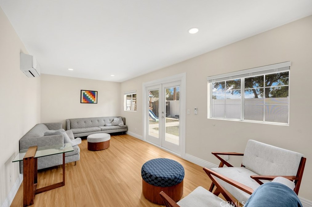 2105 San Marcos Pl, Claremont CA  91711-1766 exterior