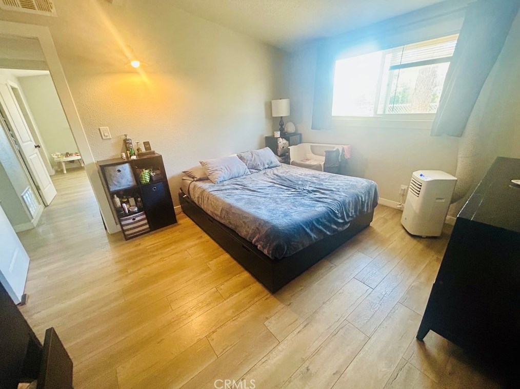 7218 7th Ave, Hesperia CA  92345-4473 exterior