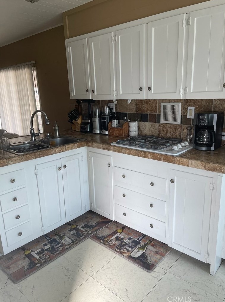 1512 E 5th St #30, Ontario, CA 91764