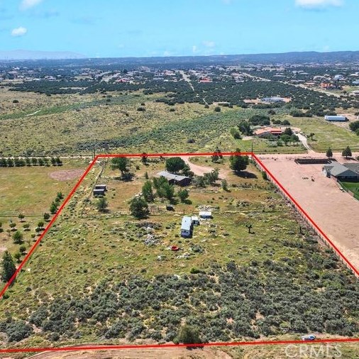 9444 Muscatel Rd, Phelan, CA 92371-6536