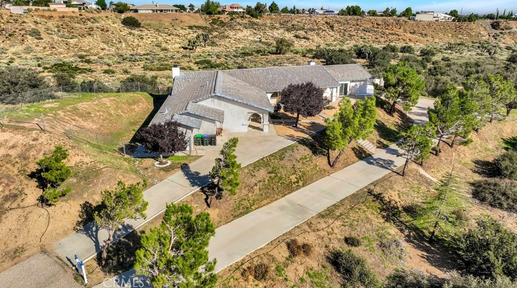 8384 Highland Ct, Hesperia, CA 92344-0801