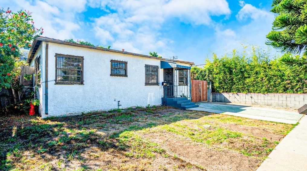 12912 Mccune Ave, Los Angeles CA  90066-3528 exterior