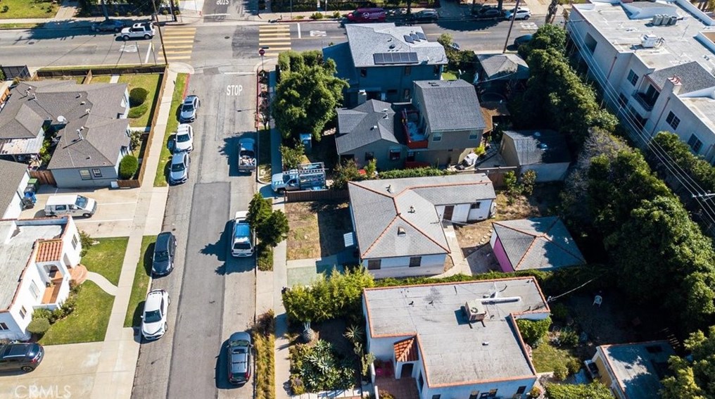 12912 Mccune Ave, Los Angeles CA  90066-3528 exterior