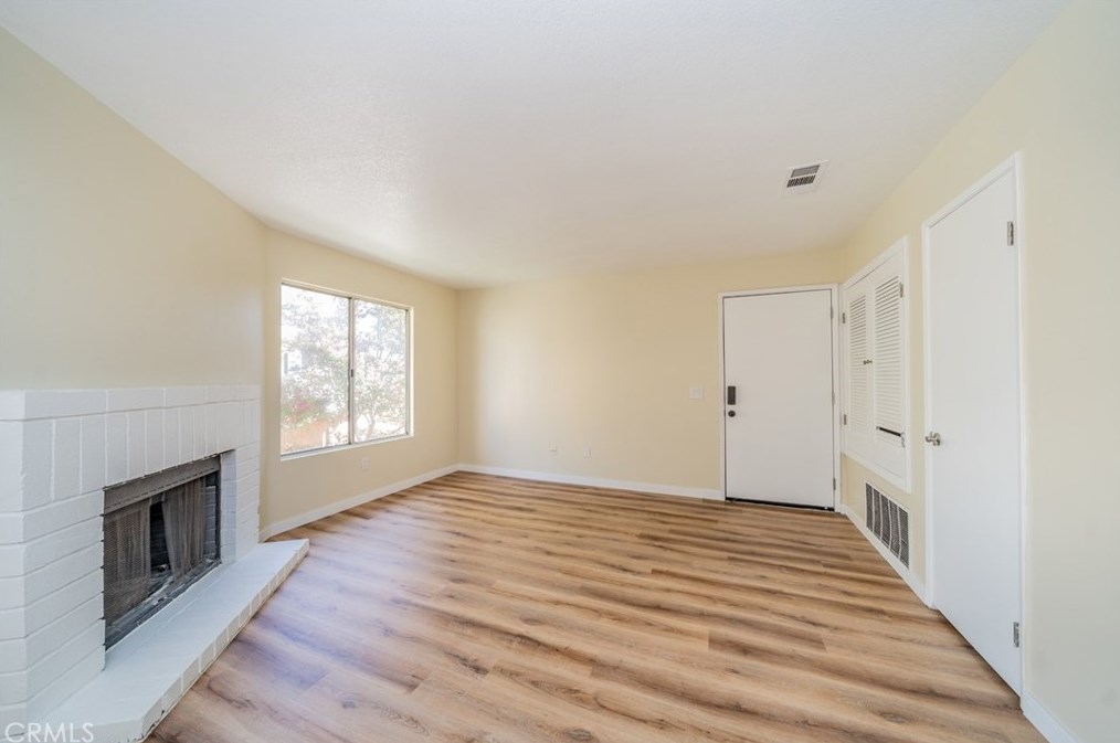 1025 N Tippecanoe Ave #215, San Bernardino, CA 92410