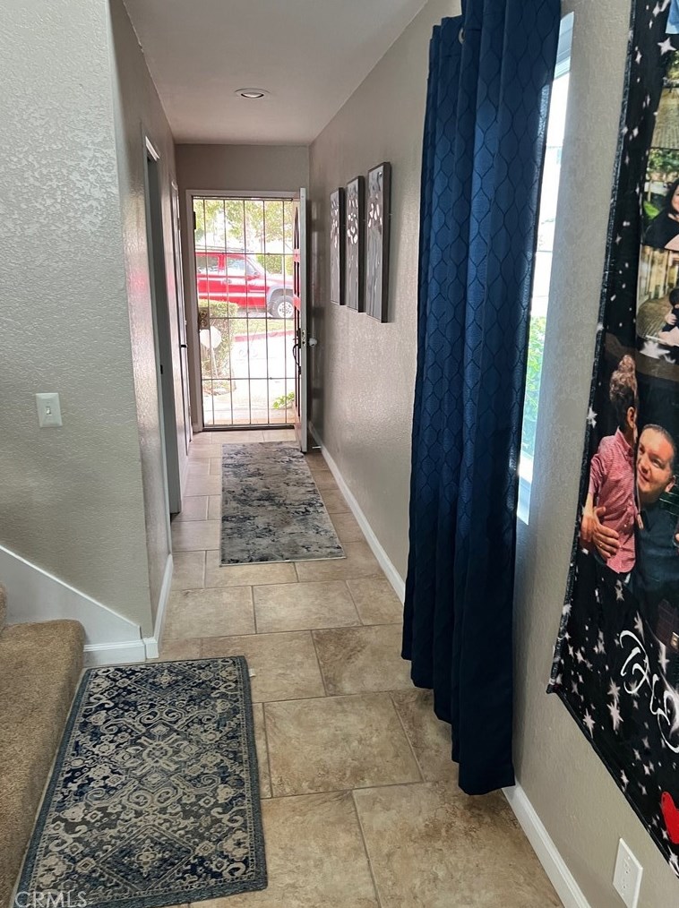 553 Wayland Ct, Claremont, CA 91711-5001