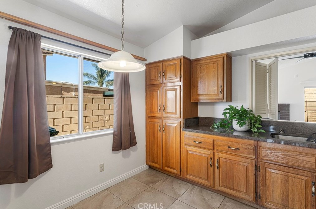 26308 Alturas Creek Dr, Moreno Valley CA 92555-6819 exterior