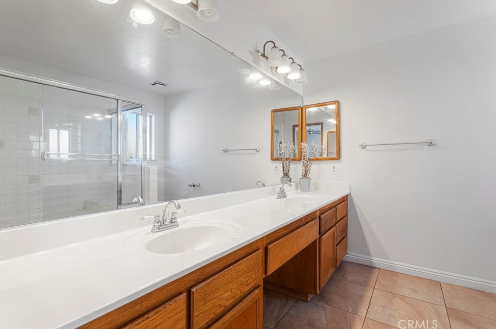 26308 Alturas Creek Dr, Moreno Valley CA 92555-6819 exterior