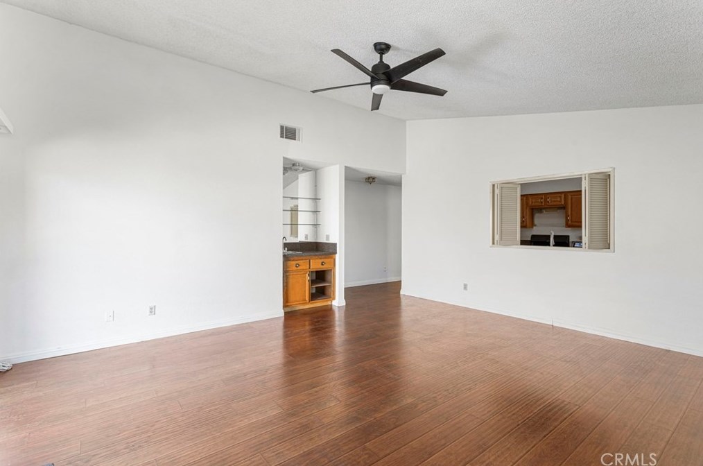 26308 Alturas Creek Dr, Moreno Valley CA 92555-6819 exterior