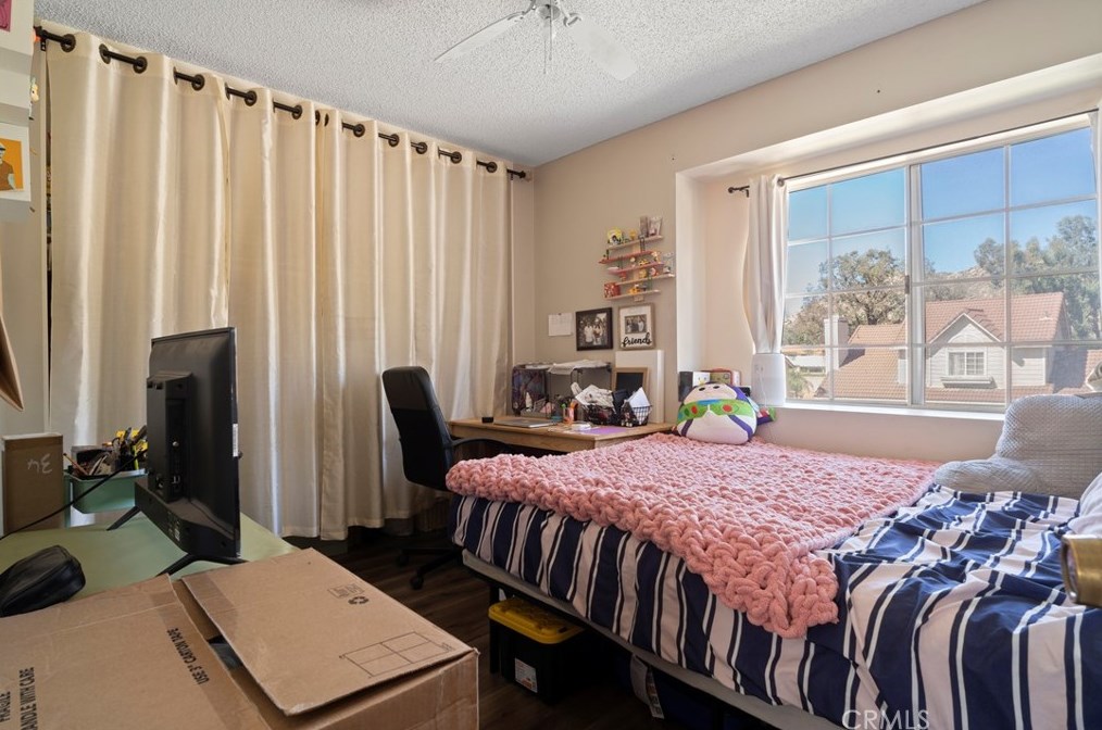 24585 Meadow Grass Way, Moreno Valley CA  92557-4129 exterior