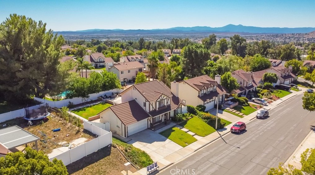 24585 Meadow Grass Way, Moreno Valley CA  92557-4129 exterior