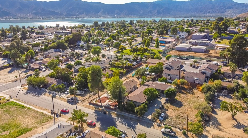 207 N Riley St, Lake Elsinore, CA 92530
