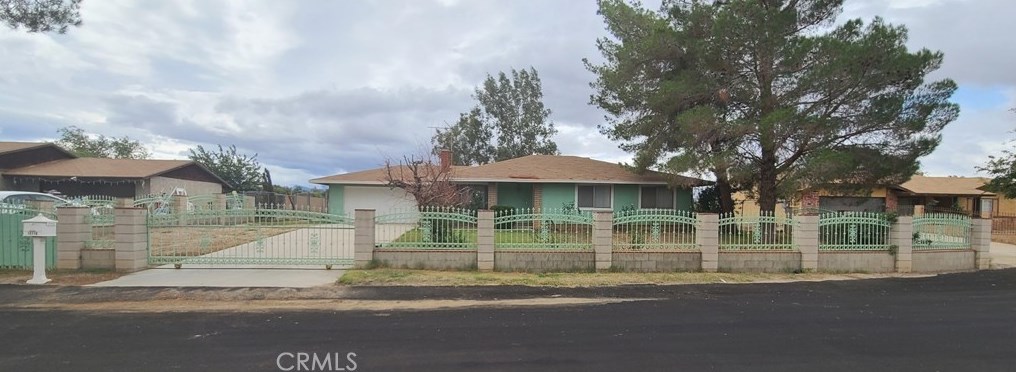 15718 E Ave Q4, Palmdale, CA 93591