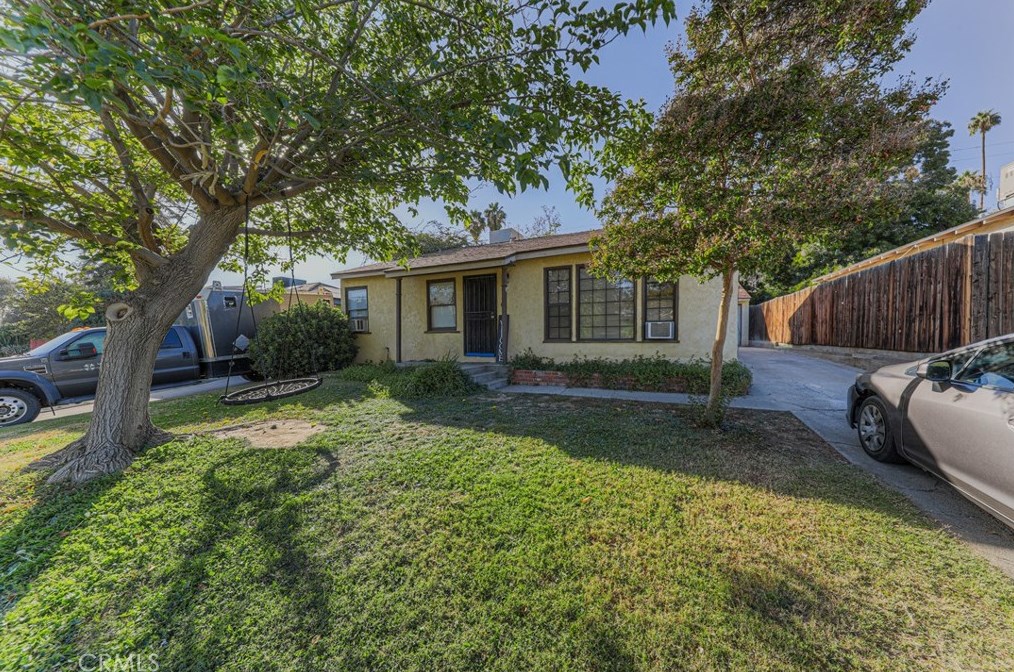 2838 Hawthorne Ave, Bakersfield, CA 93305