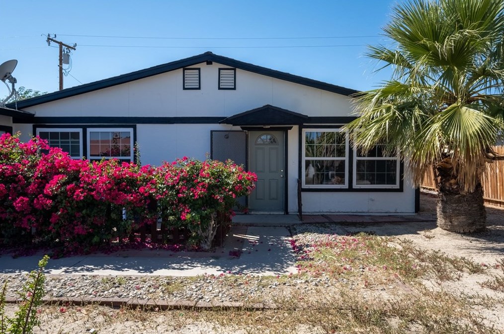 13695 Ramona Dr, Desert Hot Springs, CA 92240