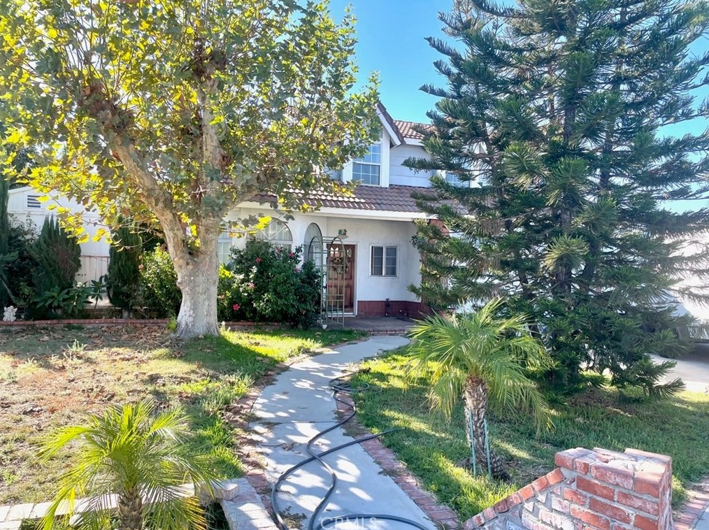 11610 Homewood Pl, Fontana, CA 92337-0669