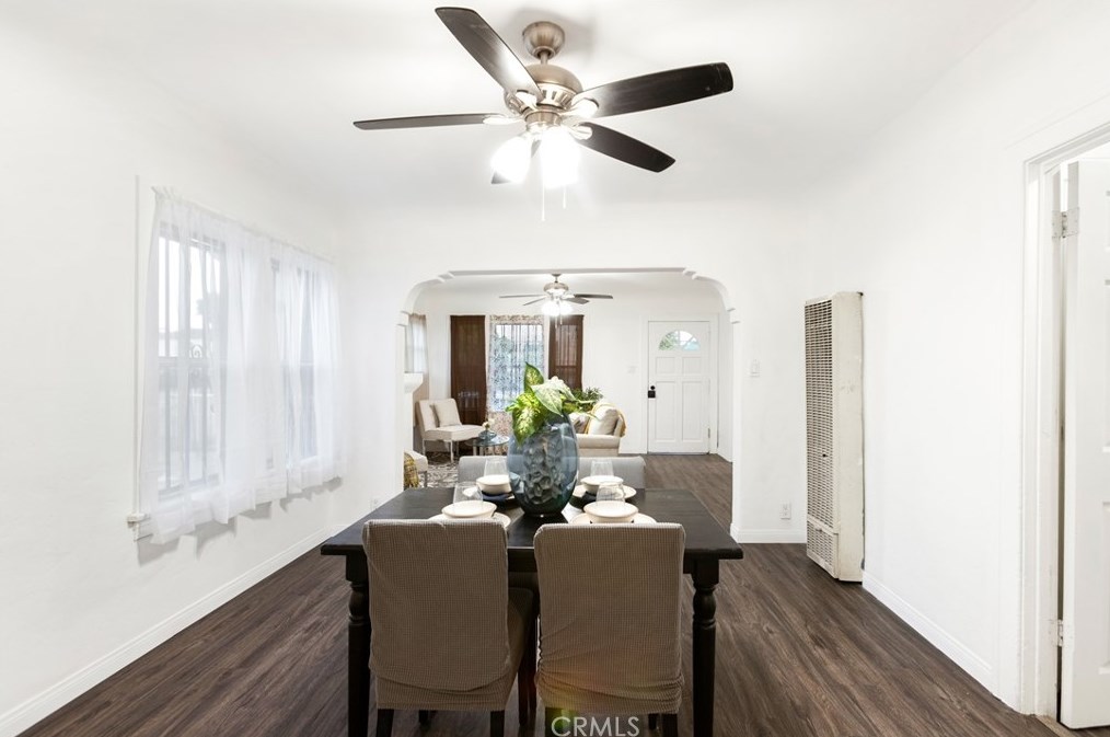 4209 Mckinley Ave, Los Angeles CA  90011-3025 exterior
