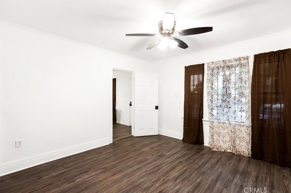 4209 Mckinley Ave, Los Angeles CA  90011-3025 exterior