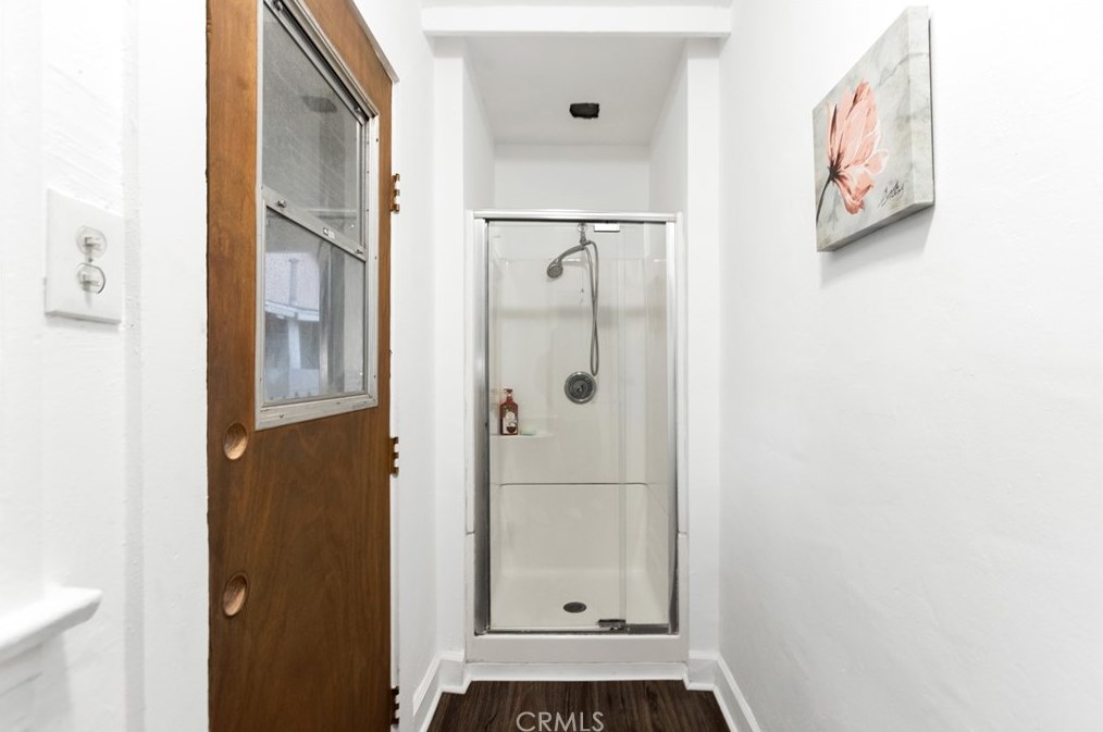 4209 Mckinley Ave, Los Angeles CA  90011-3025 exterior