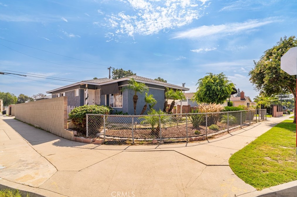 12902 Foster Rd, Norwalk, CA 90650