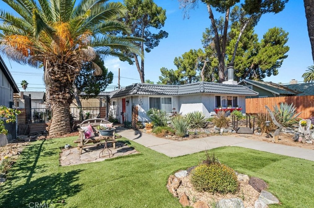 1733 Orange St, Redlands, CA 92374