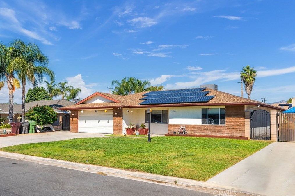 42124 Ferguson Dr, Hemet, CA 92544