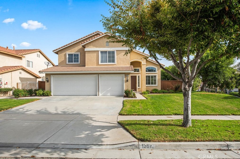 1367 Whispering Wind Ln, Corona, CA 92881-8664