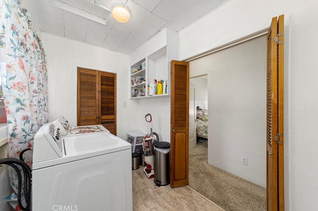 352 Madison Ave, Pomona CA  91767-3124 exterior