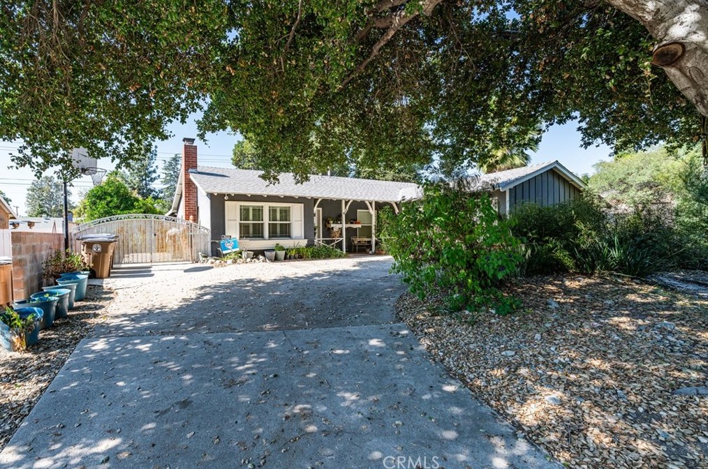 473 Sycamore Ave, Claremont, CA 91711-5315