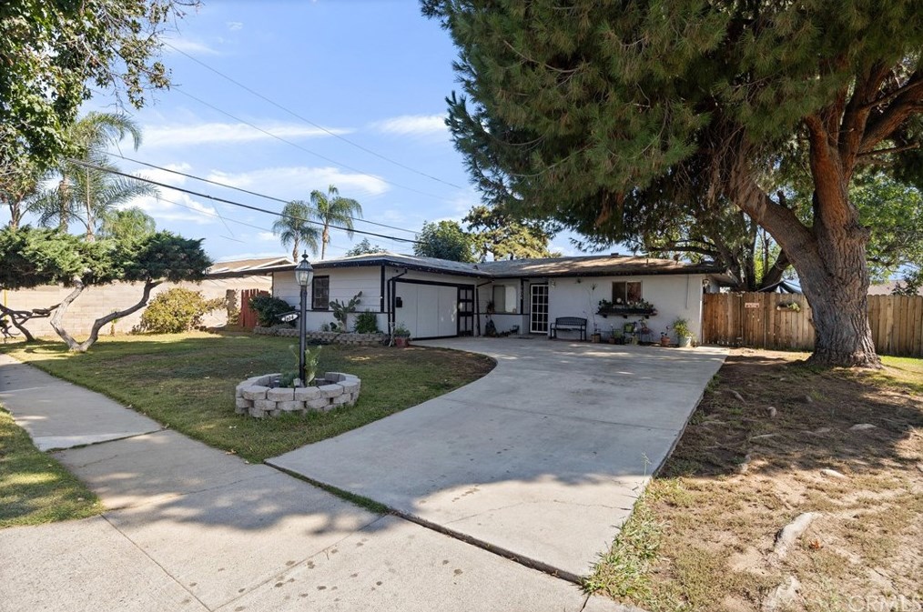 1604 S Orange Ave, West Covina, CA 91790