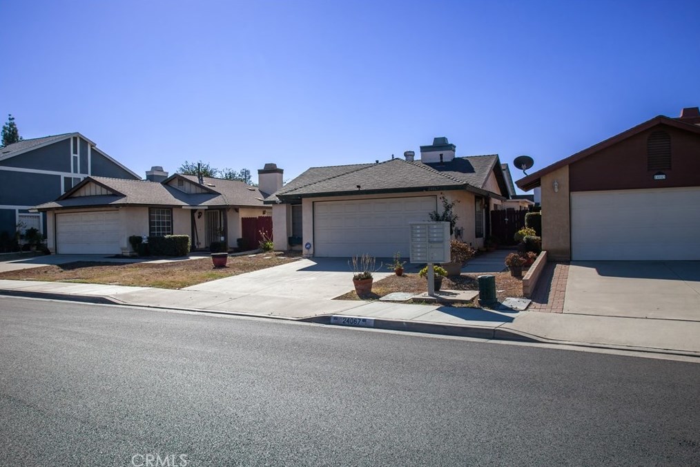 24067 Fawn St, Moreno Valley, CA 92553-6249