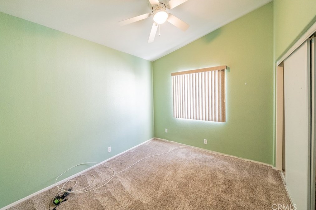 9052 Powell Ave, Hesperia CA  92344-8291 exterior