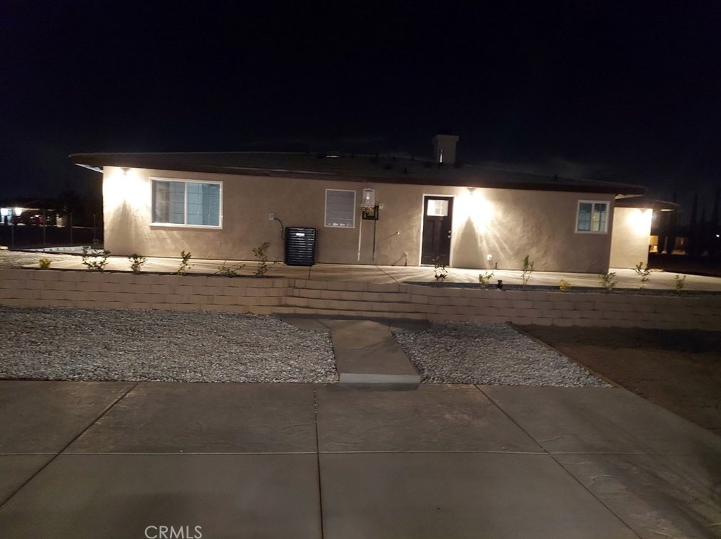 13890 Bonanza Rd, Victorville, CA 92392