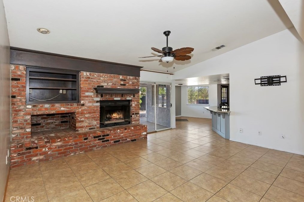 13052 Quapaw Rd, Apple Valley CA  92308-6269 exterior