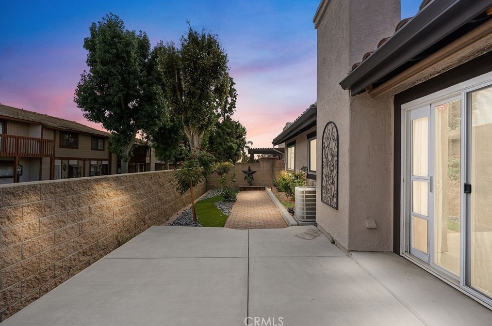 10975 San Miguel Way, Montclair, CA 91763